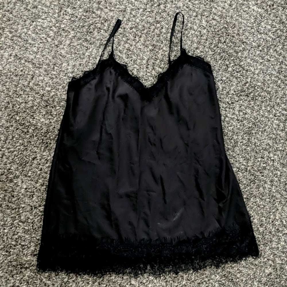 Women's delicate lace camisole